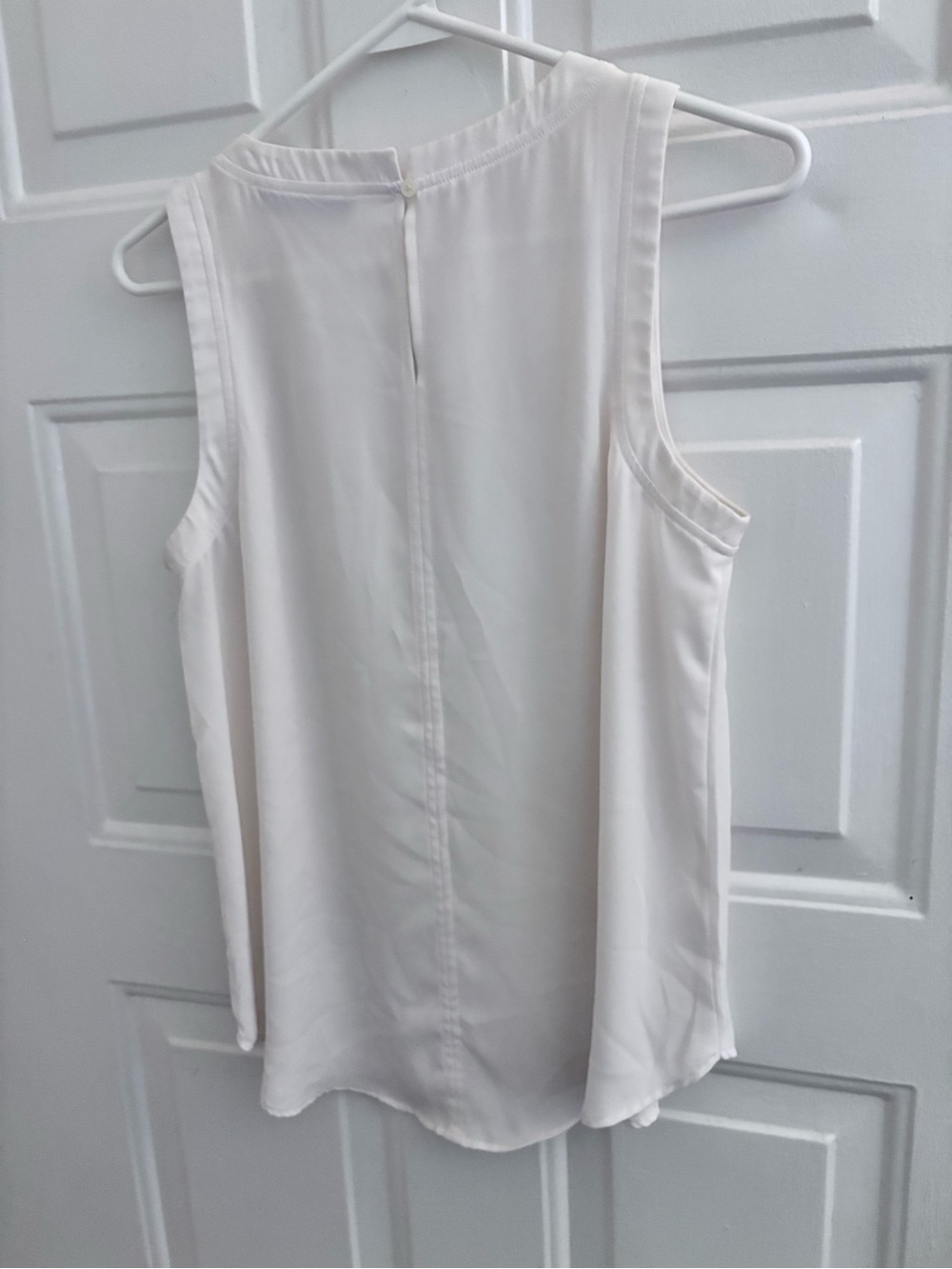 LOFT Ivory Sleeveless Camisole Top - Picture 6 of 7